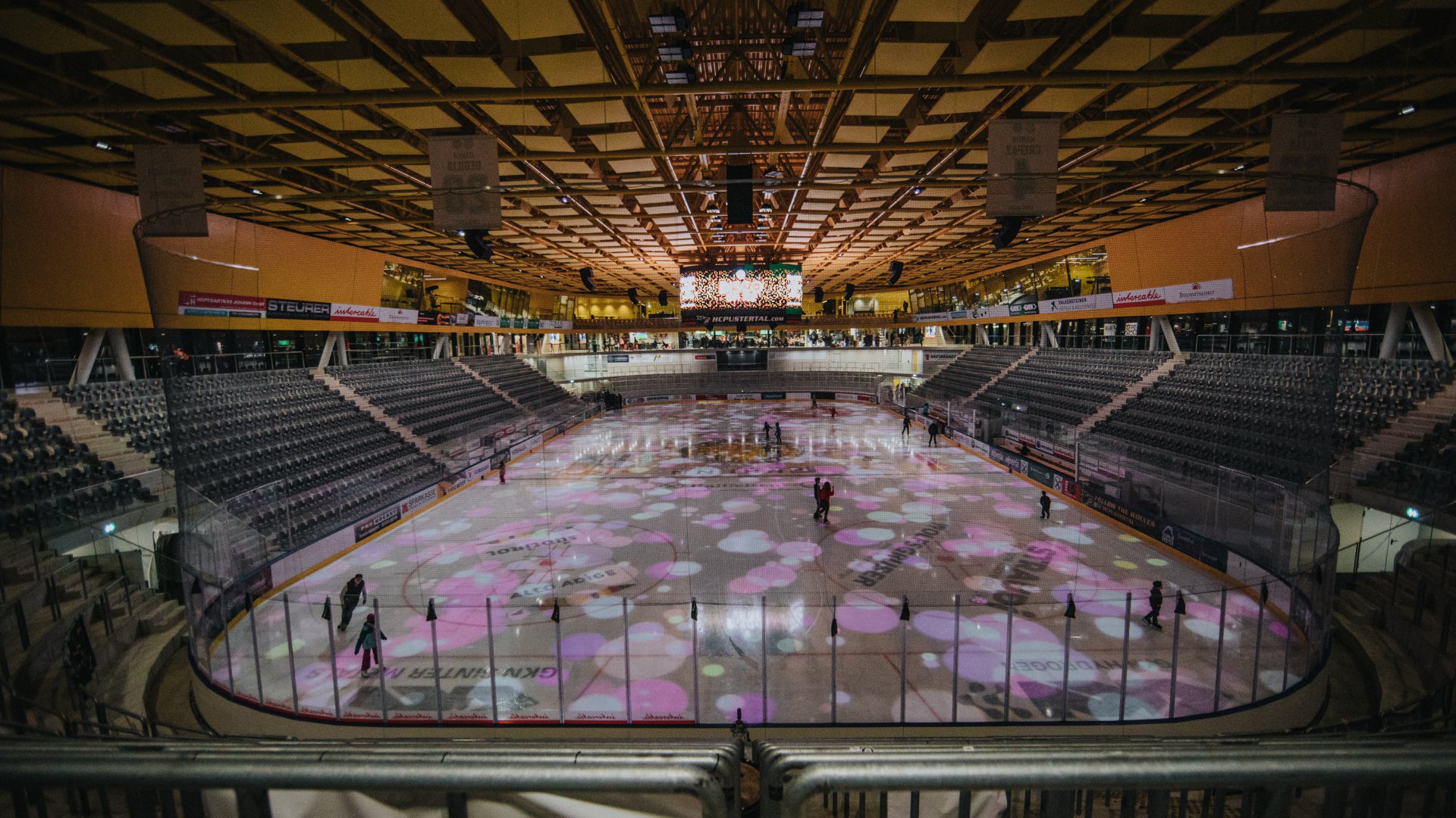 Home | Arena Bruneck